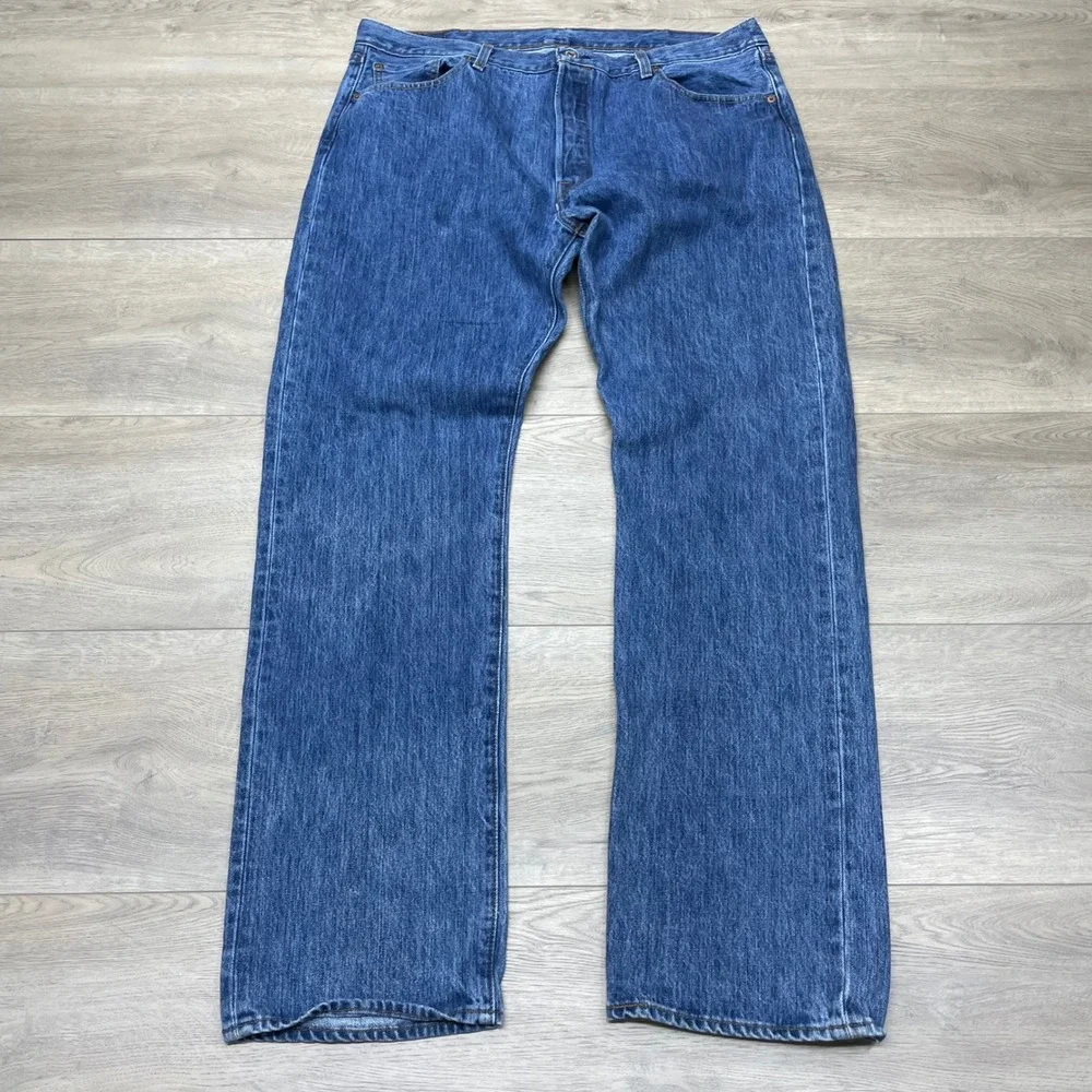 Levis this piece